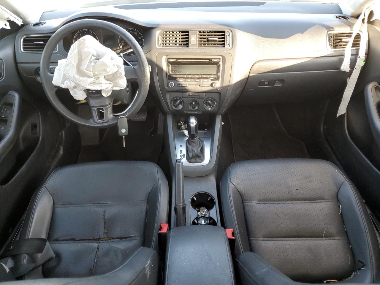 2014 Volkswagen Jetta - Image 8