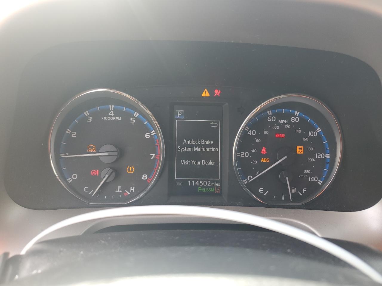 2016 Toyota RAV 4 - Image 9