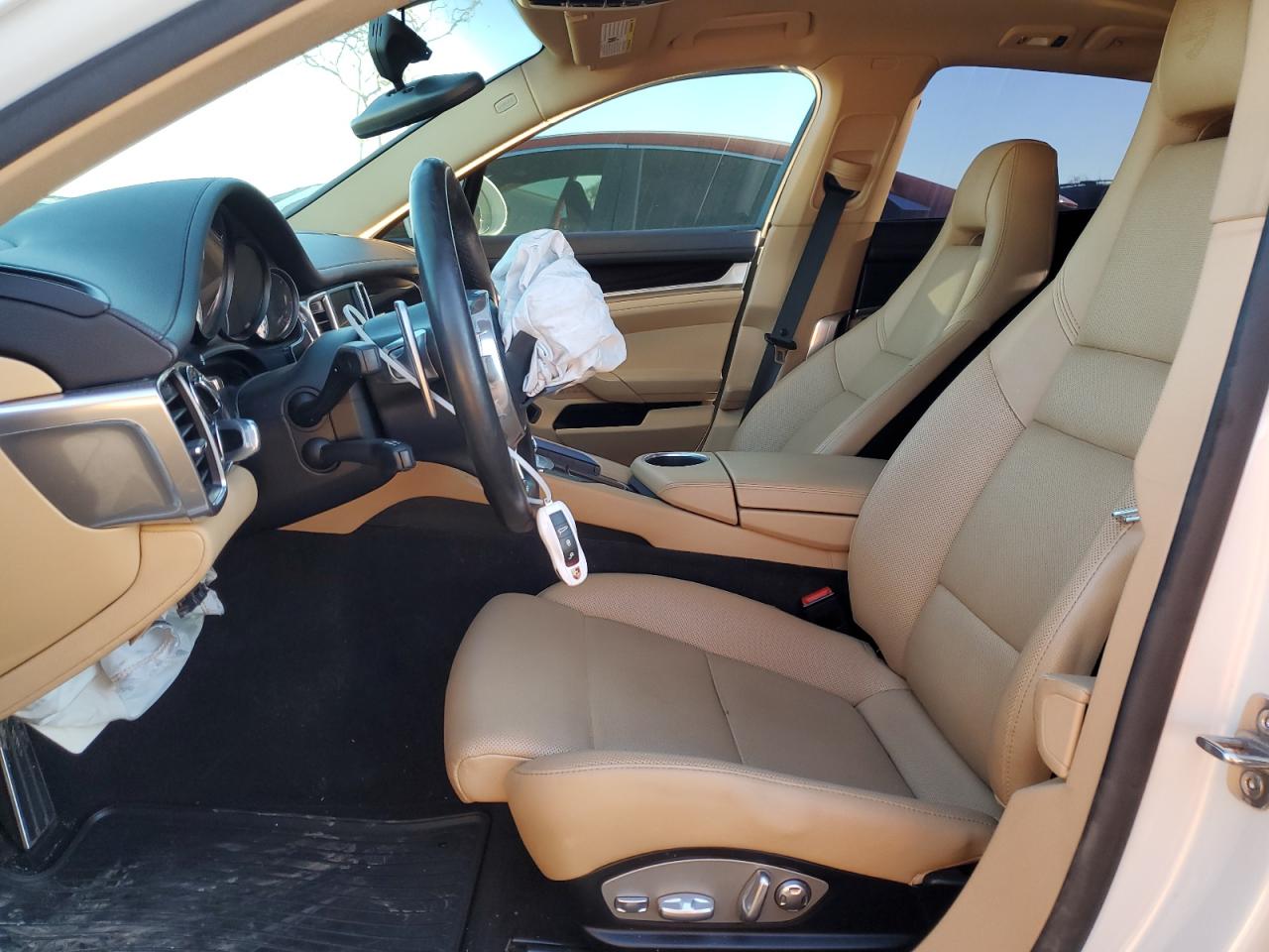 2016 Porsche Panamera - Image 7
