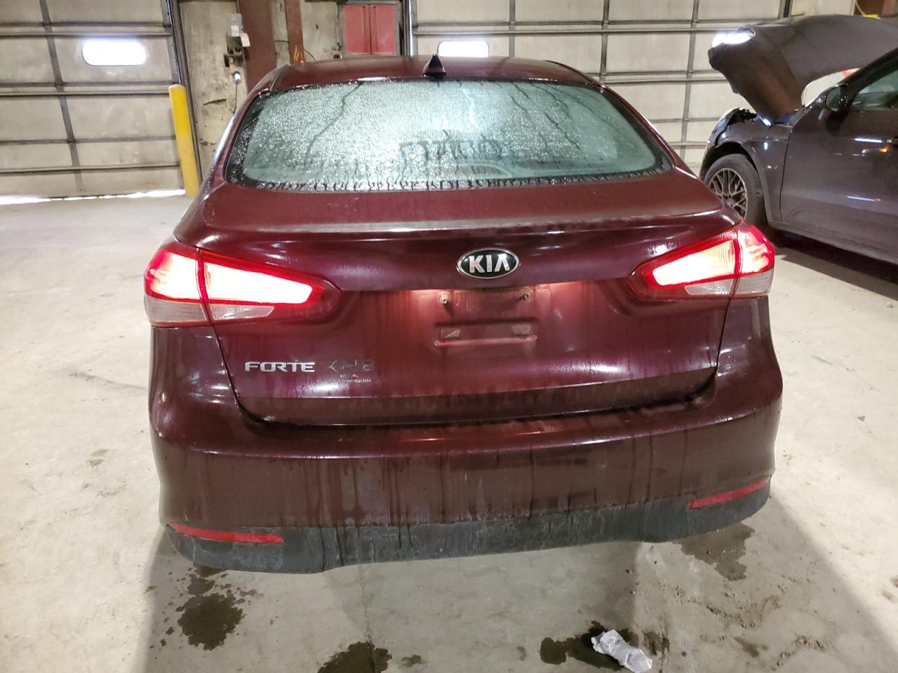 2018 Kia Forte - Image 6