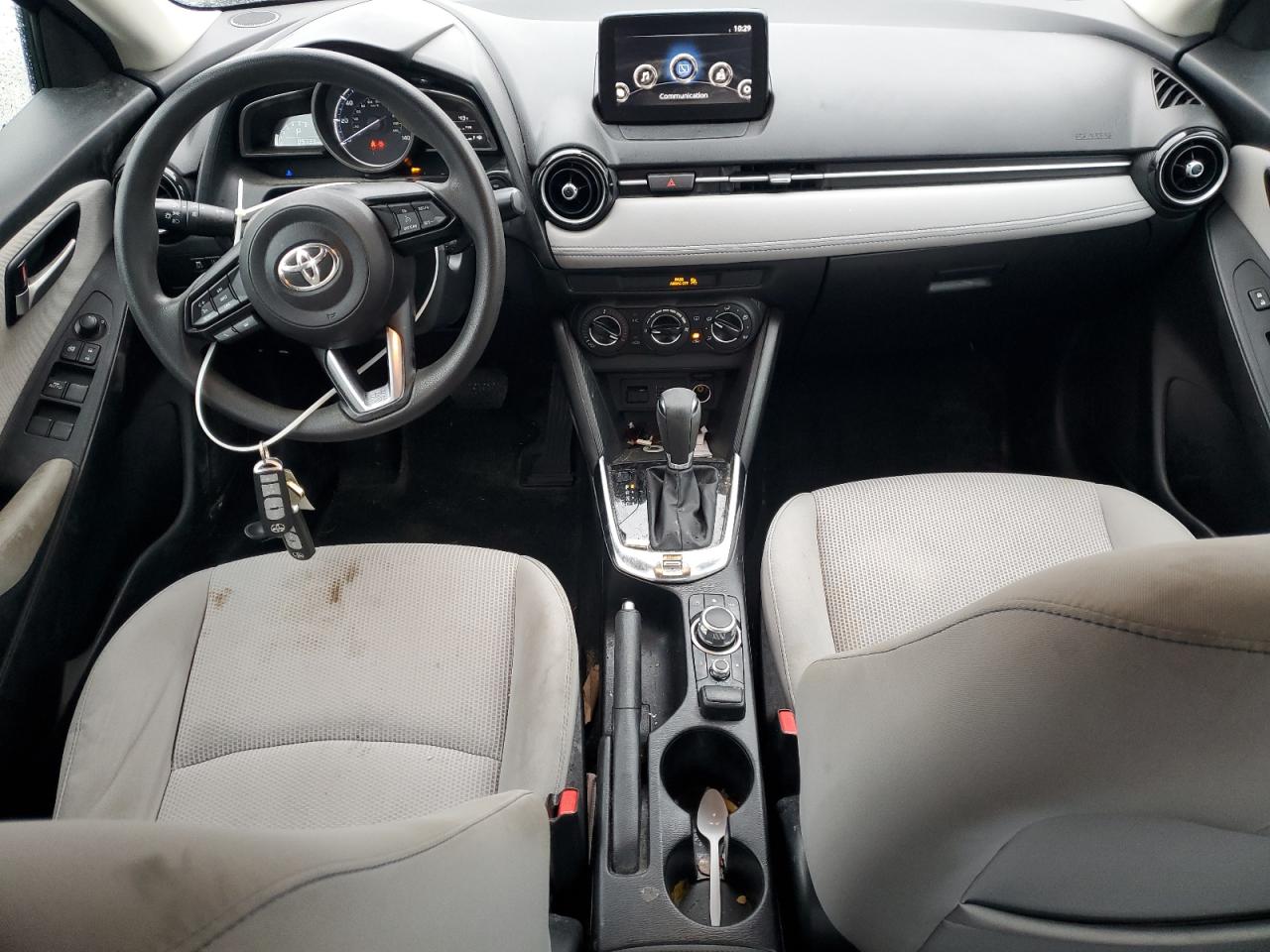 2019 Toyota Yaris - Image 8