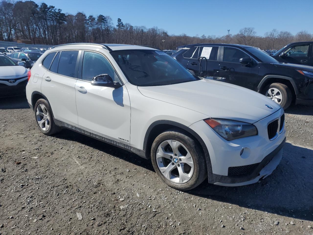 2015 BMW X1 - Image 4