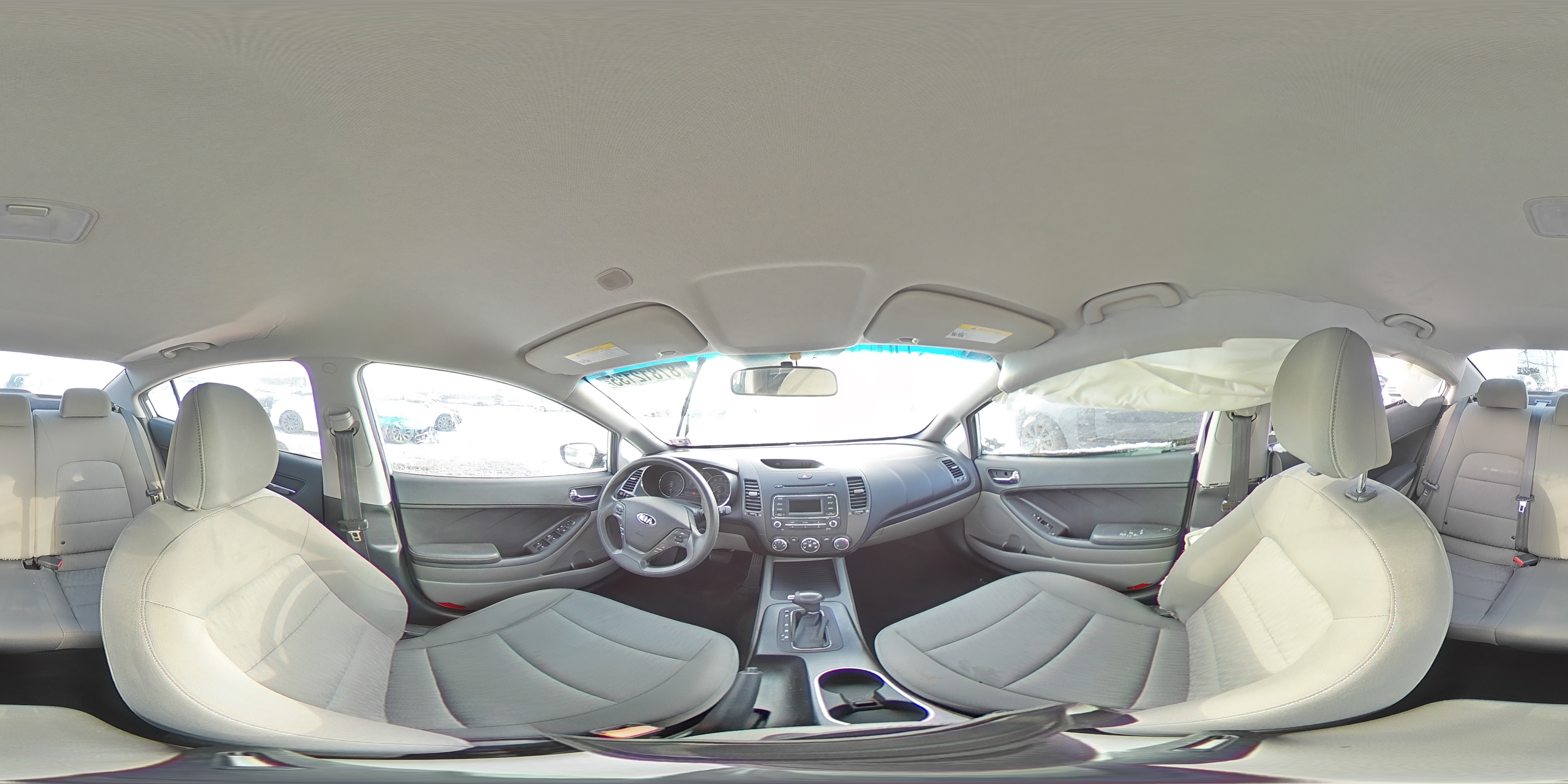2015 Kia Forte - Image 14