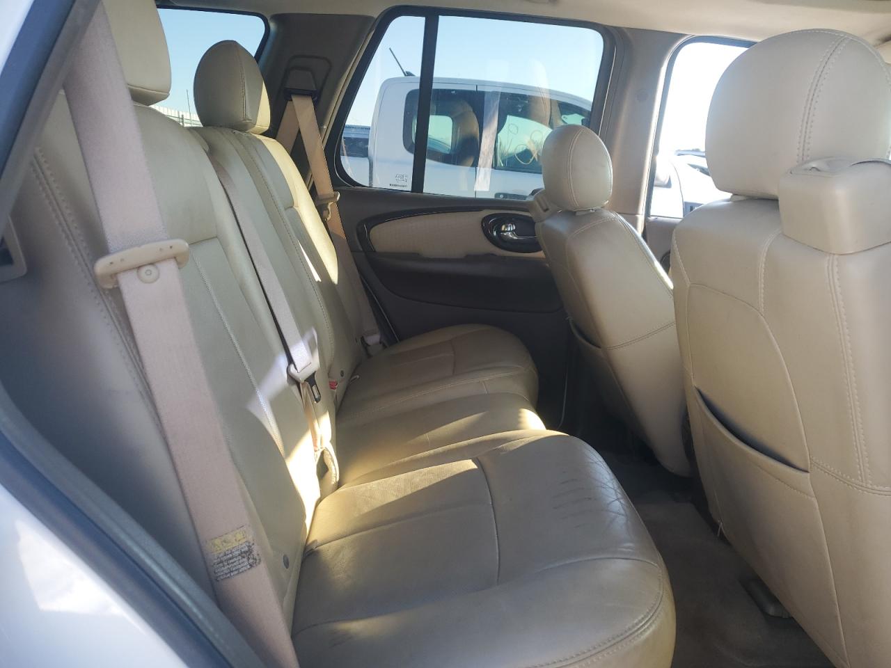 2006 Buick Rainer - Image 11