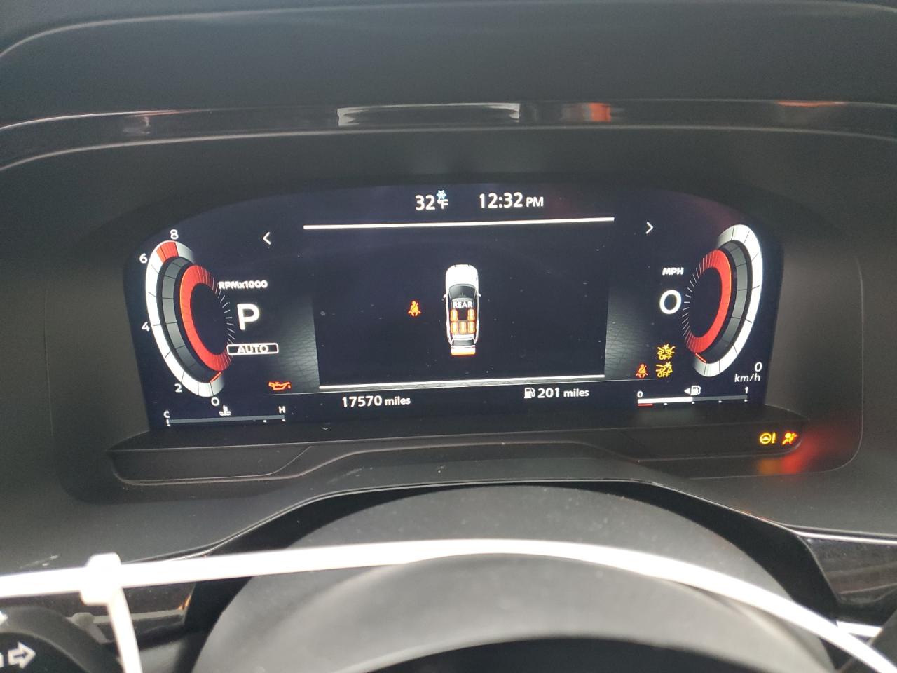 2024 Nissan Pathfinder - Image 9
