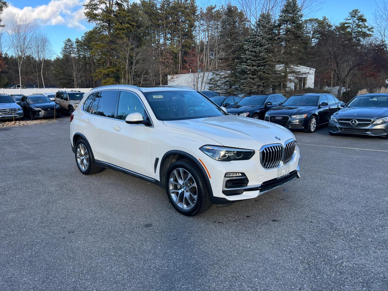 VIN 5UXCR6C59KLL03193 2019 BMW X5 no.1