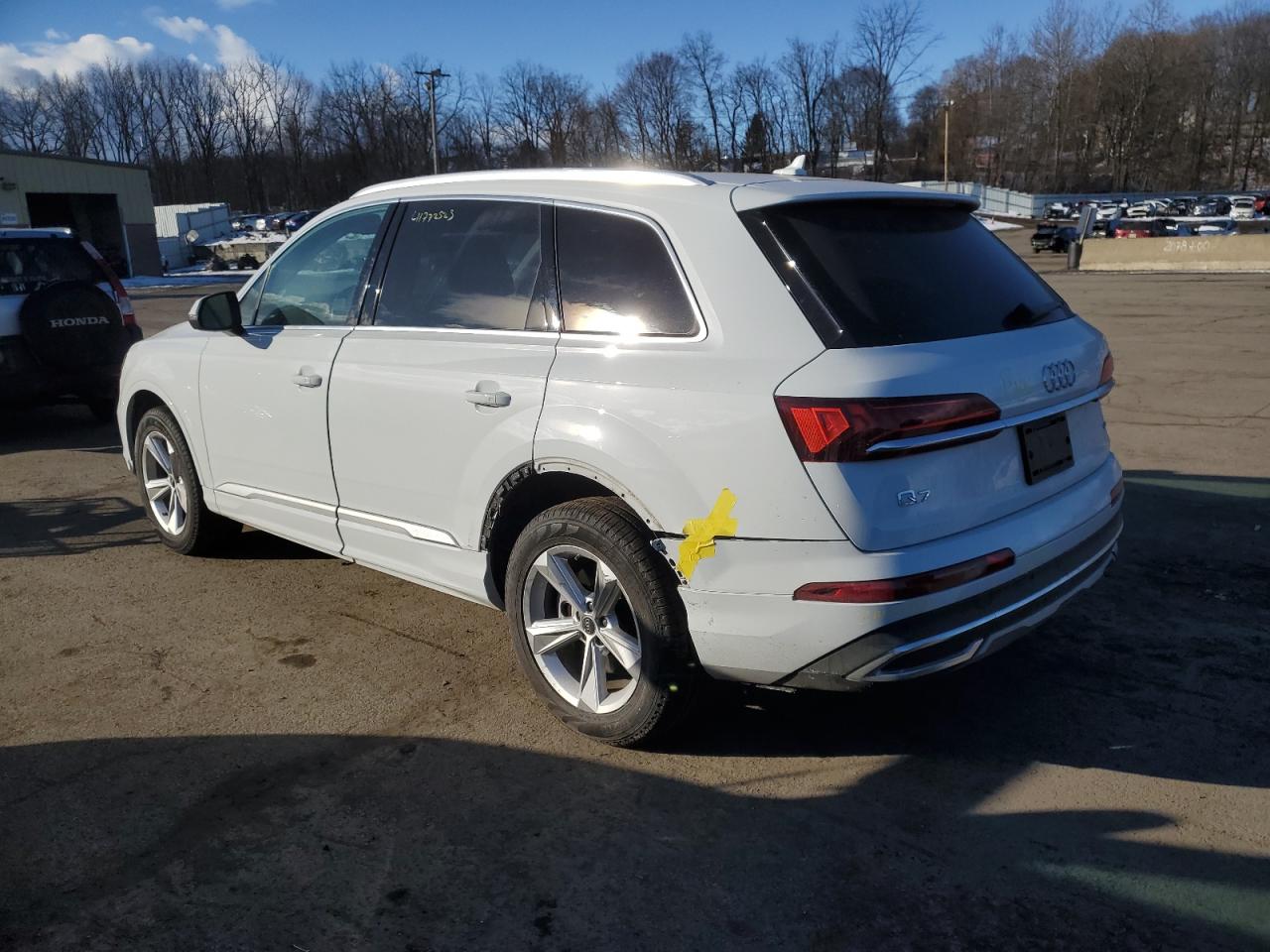 2023 Audi Q7 - Image 2