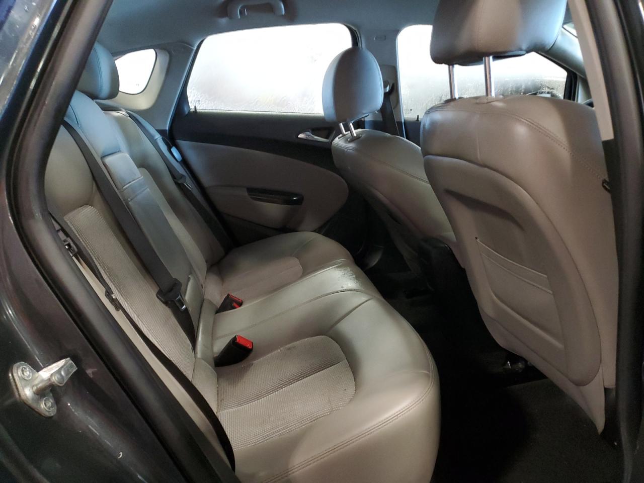 2014 Buick Verano - Image 10