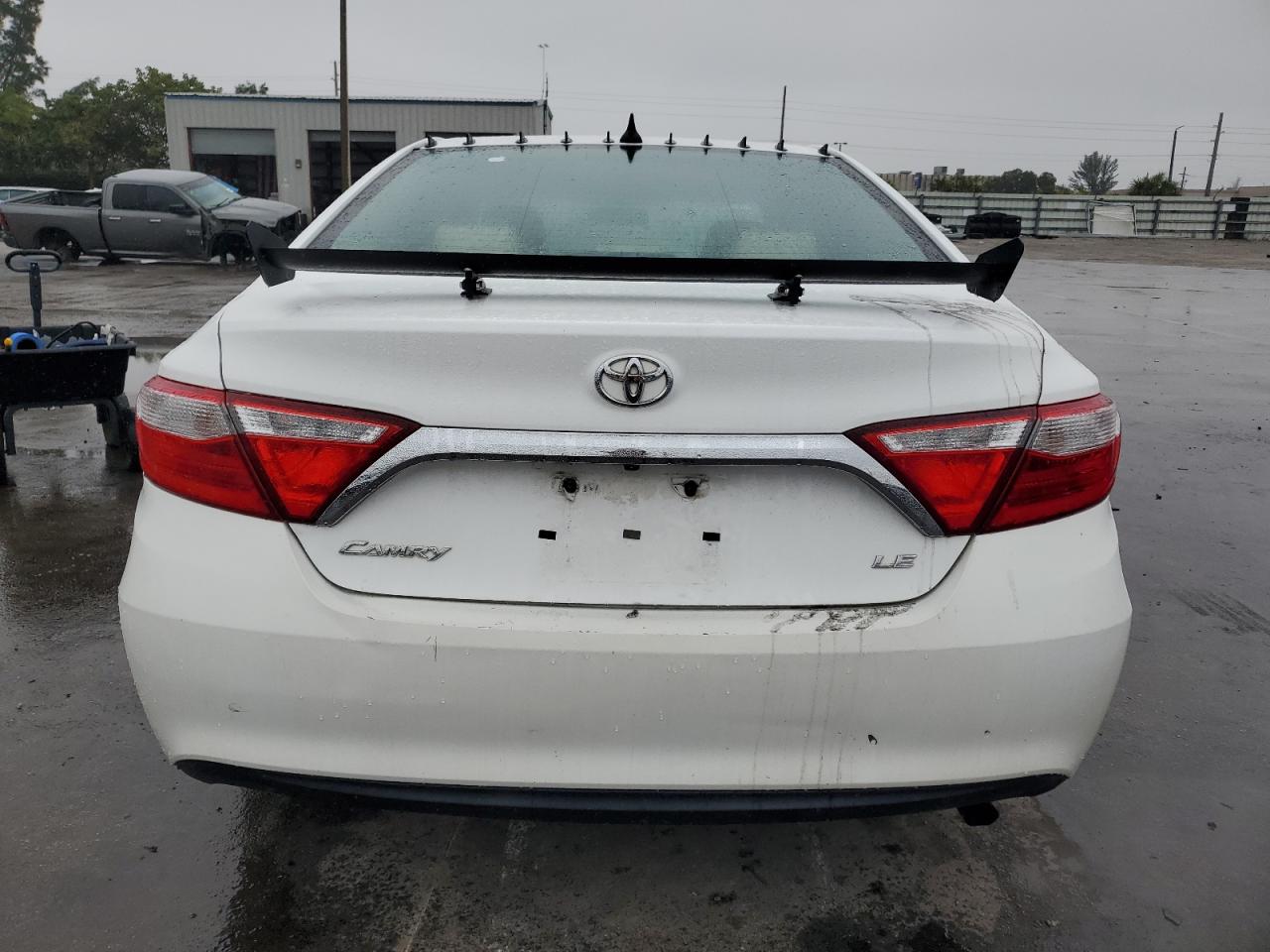2016 Toyota Camry - Image 6