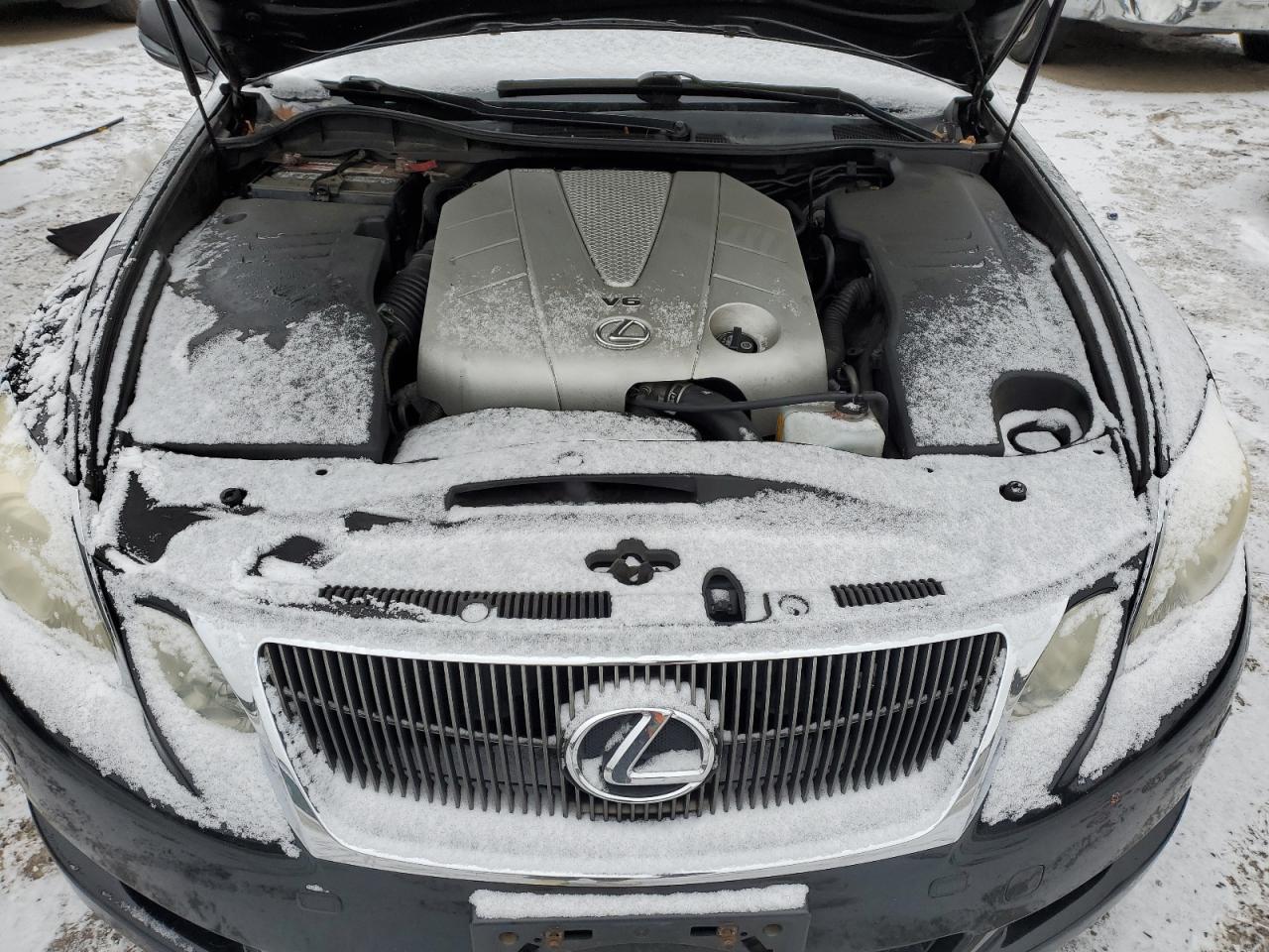 2011 Lexus GS - Image 12