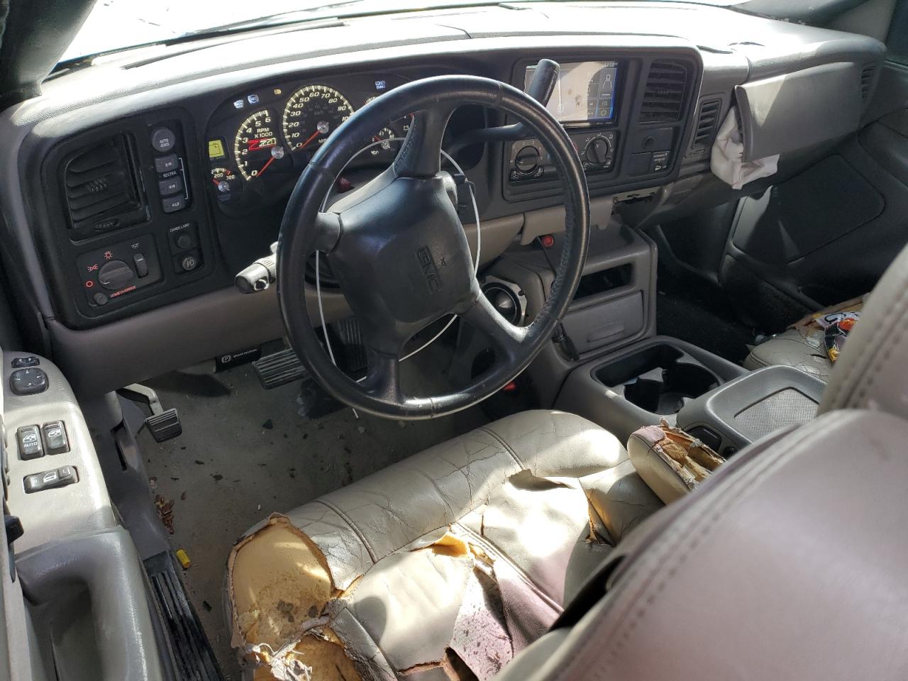 2001 GMC Sierra - Image 8