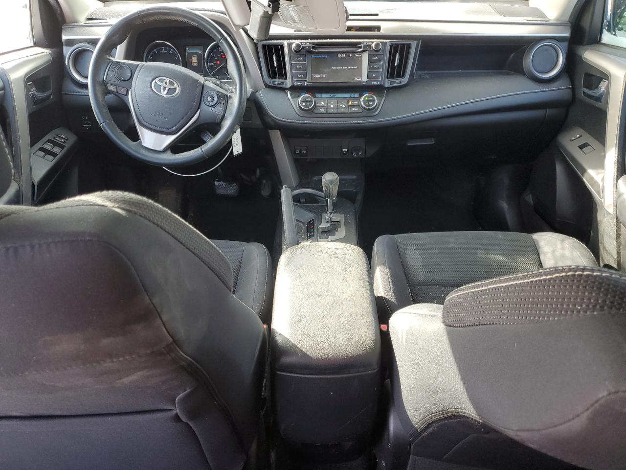 2016 Toyota RAV 4 - Image 8