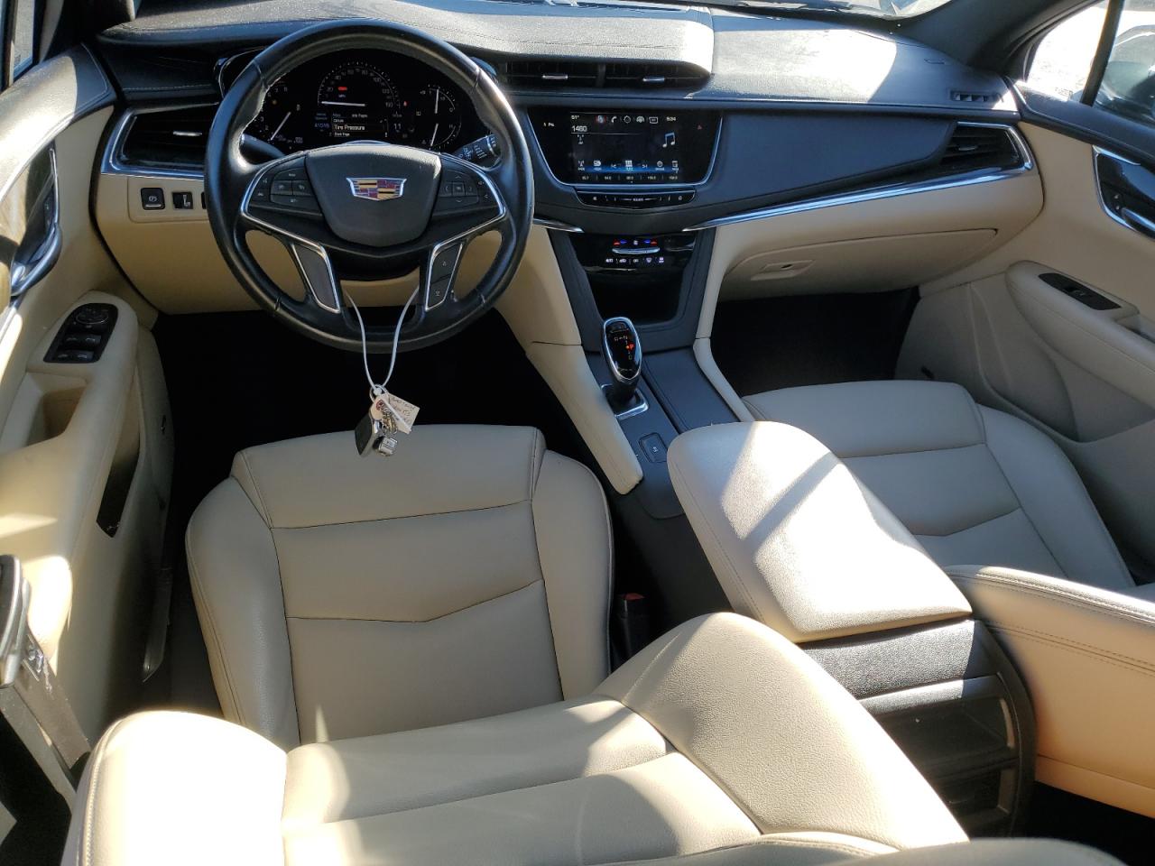 2019 Cadillac XT5 - Image 8