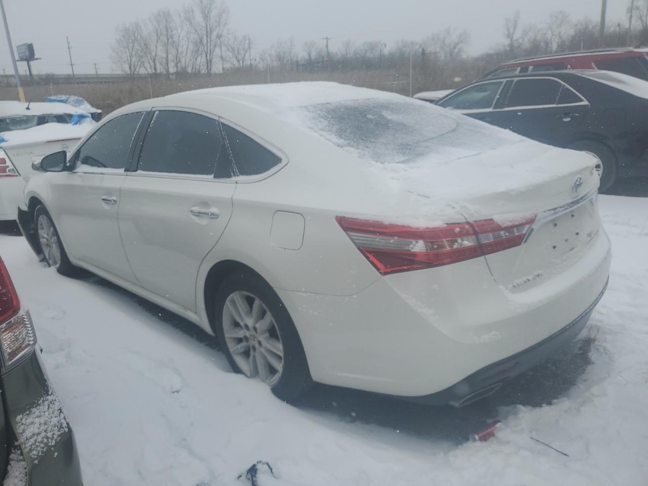 VIN 4T1BK1EB4DU015095 2013 TOYOTA AVALON no.2