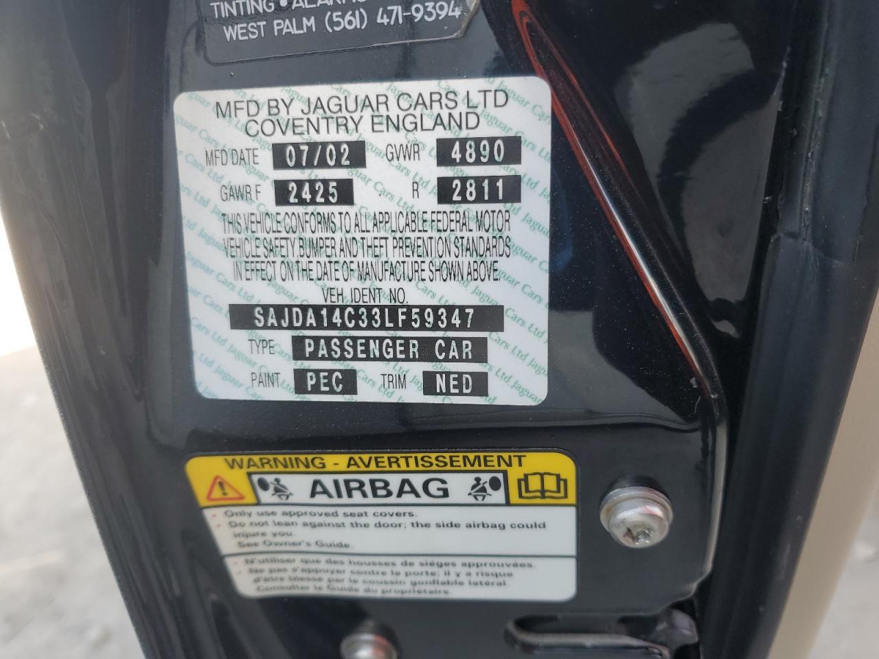 2003 Jaguar XJ - Image 13