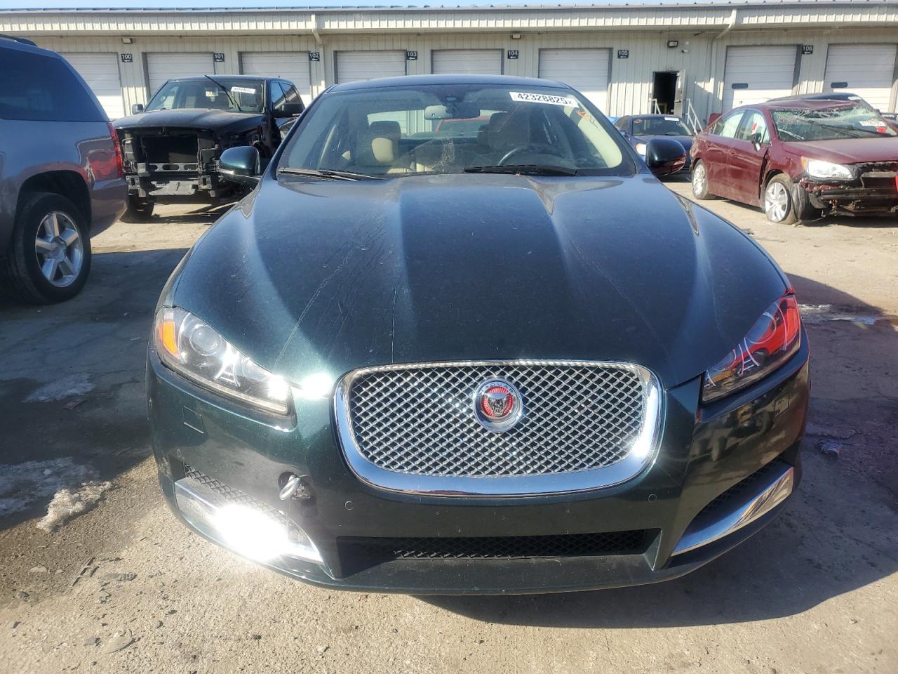 2014 Jaguar XF - Image 5