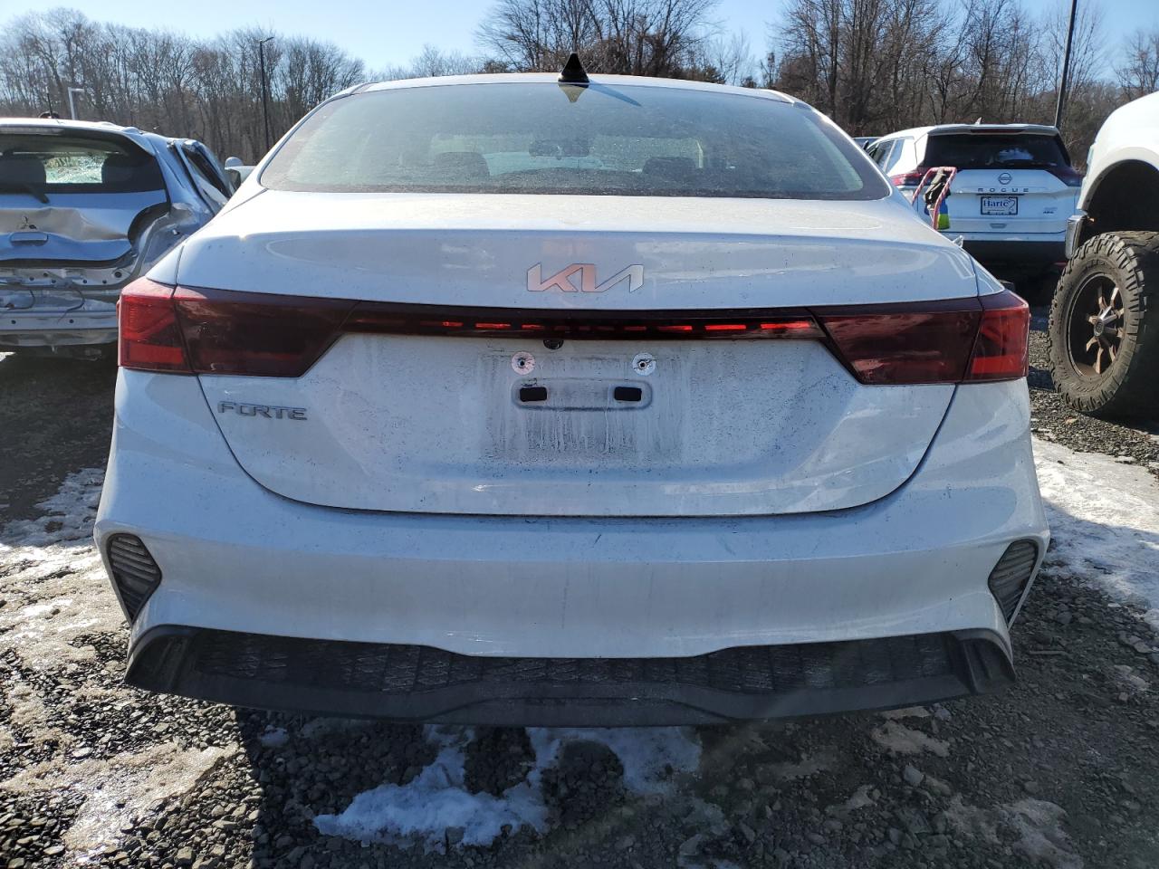 2023 Kia Forte - Image 6