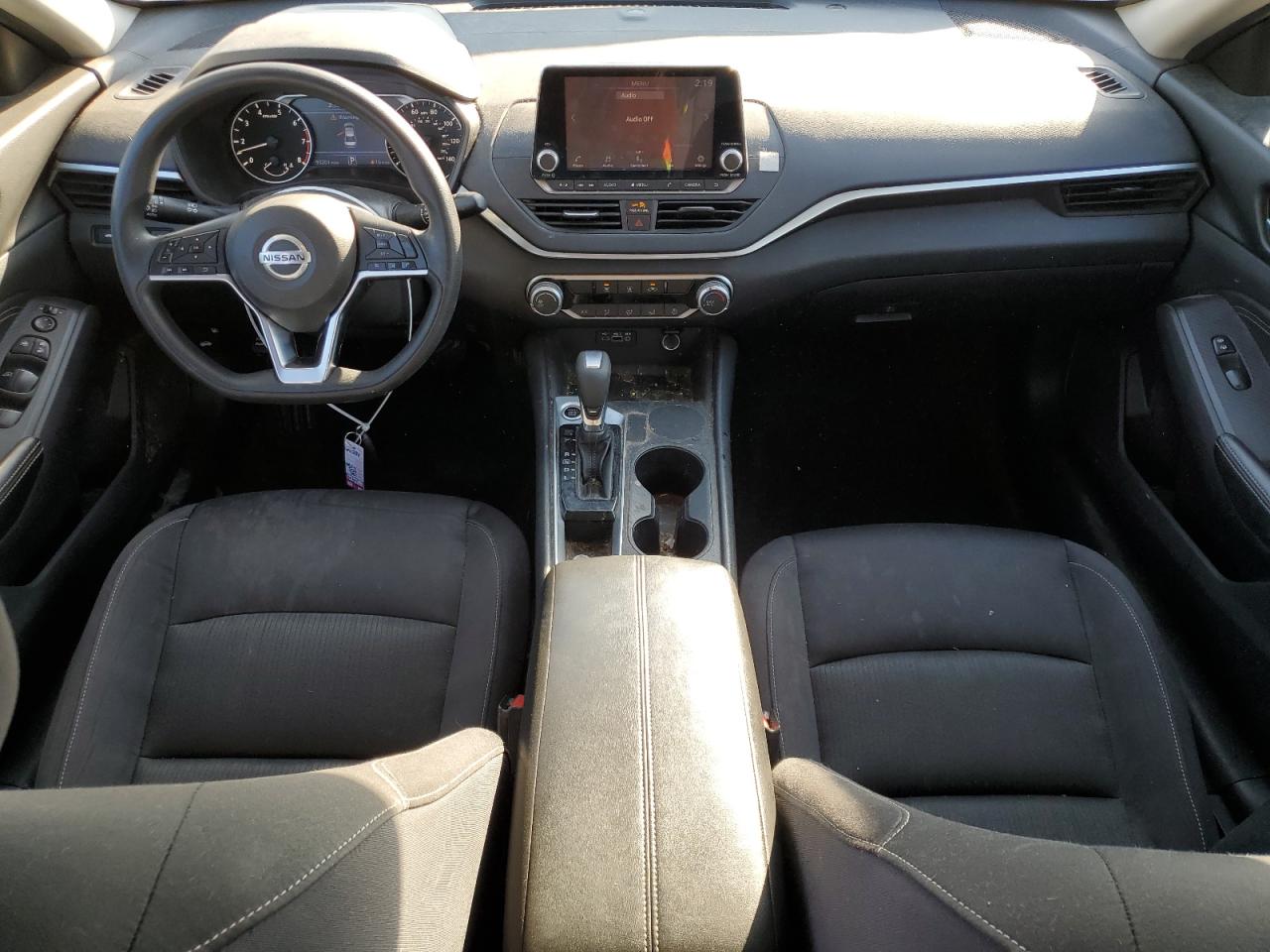 2019 Nissan Altima - Image 8