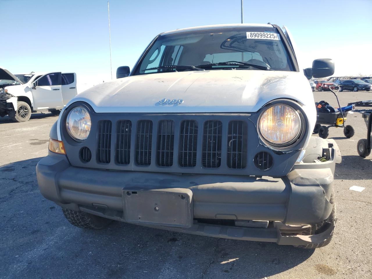 2007 Jeep Liberty (North America) - Image 5