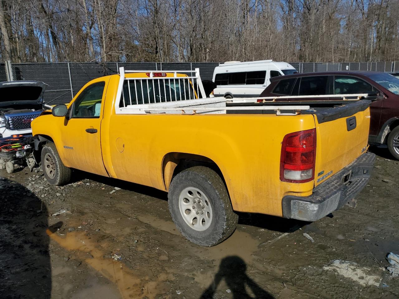 2012 GMC Sierra - Image 2