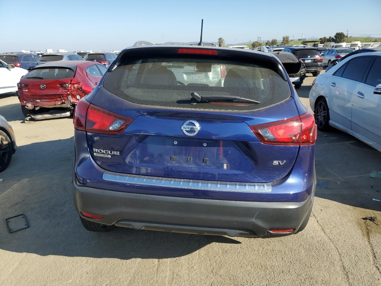 2017 Nissan Rogue - Image 6