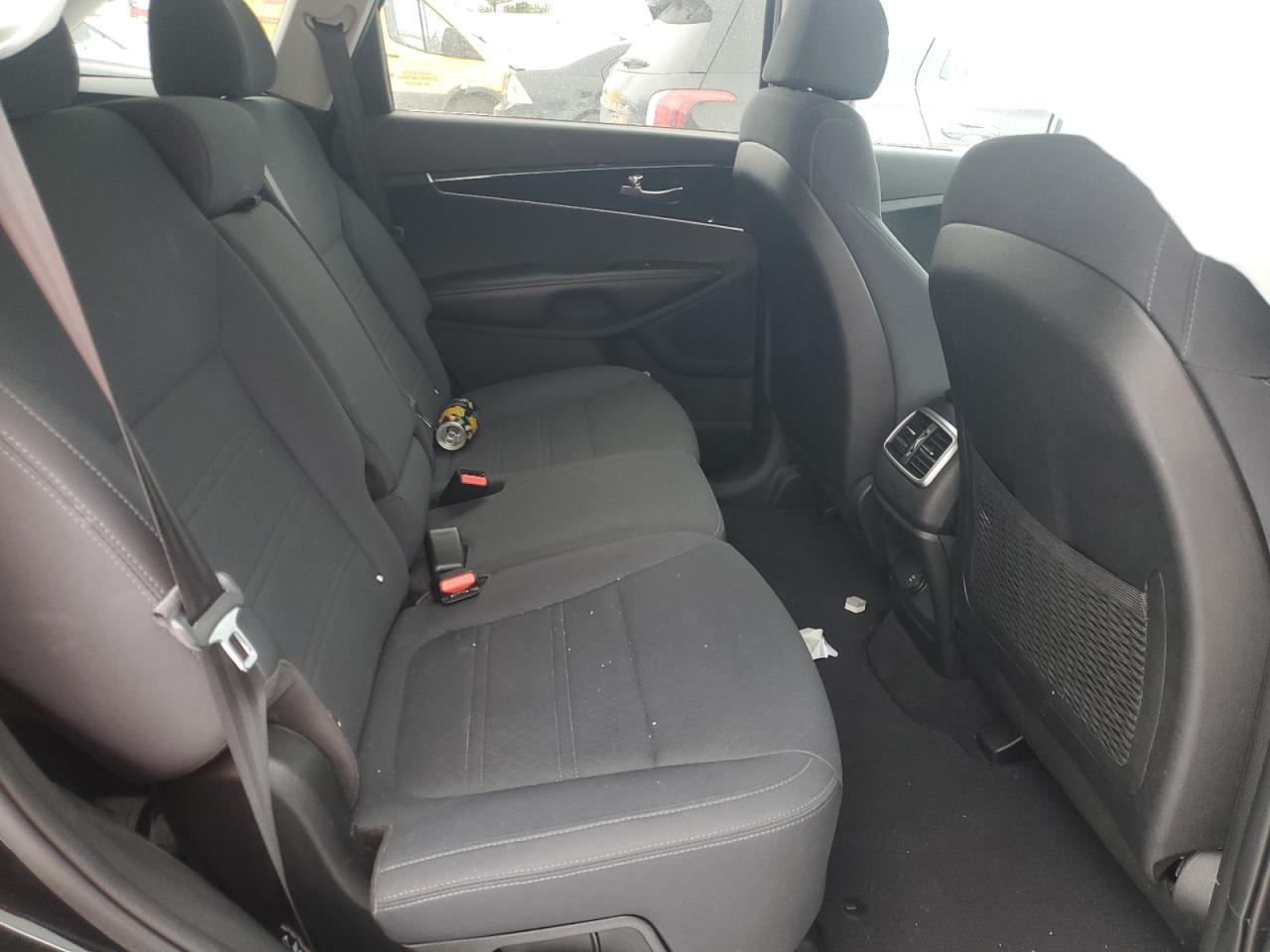 2018 Kia Sorento - Image 11
