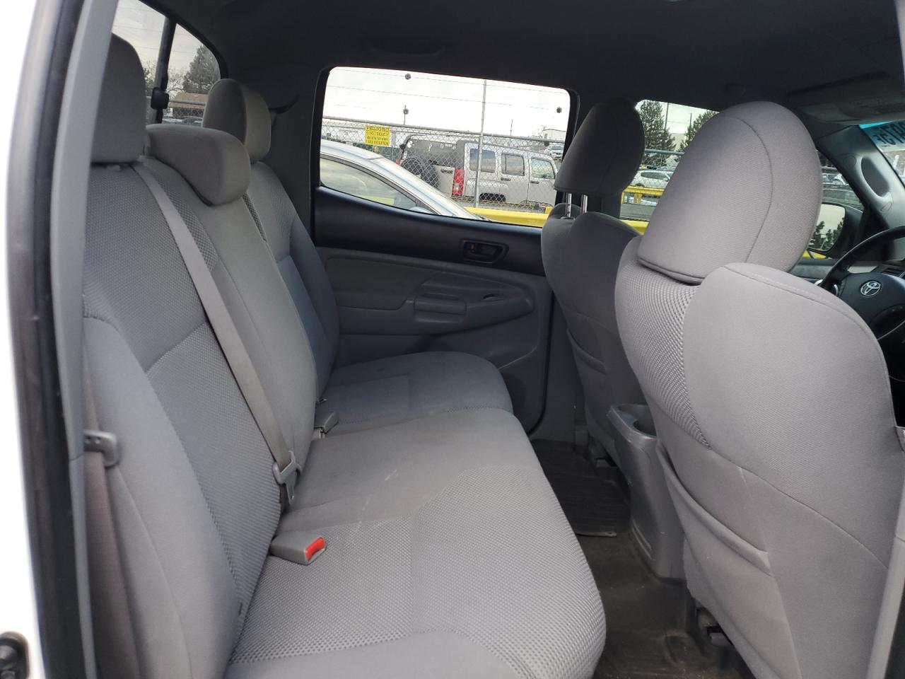 2010 Toyota Tacoma - Image 11