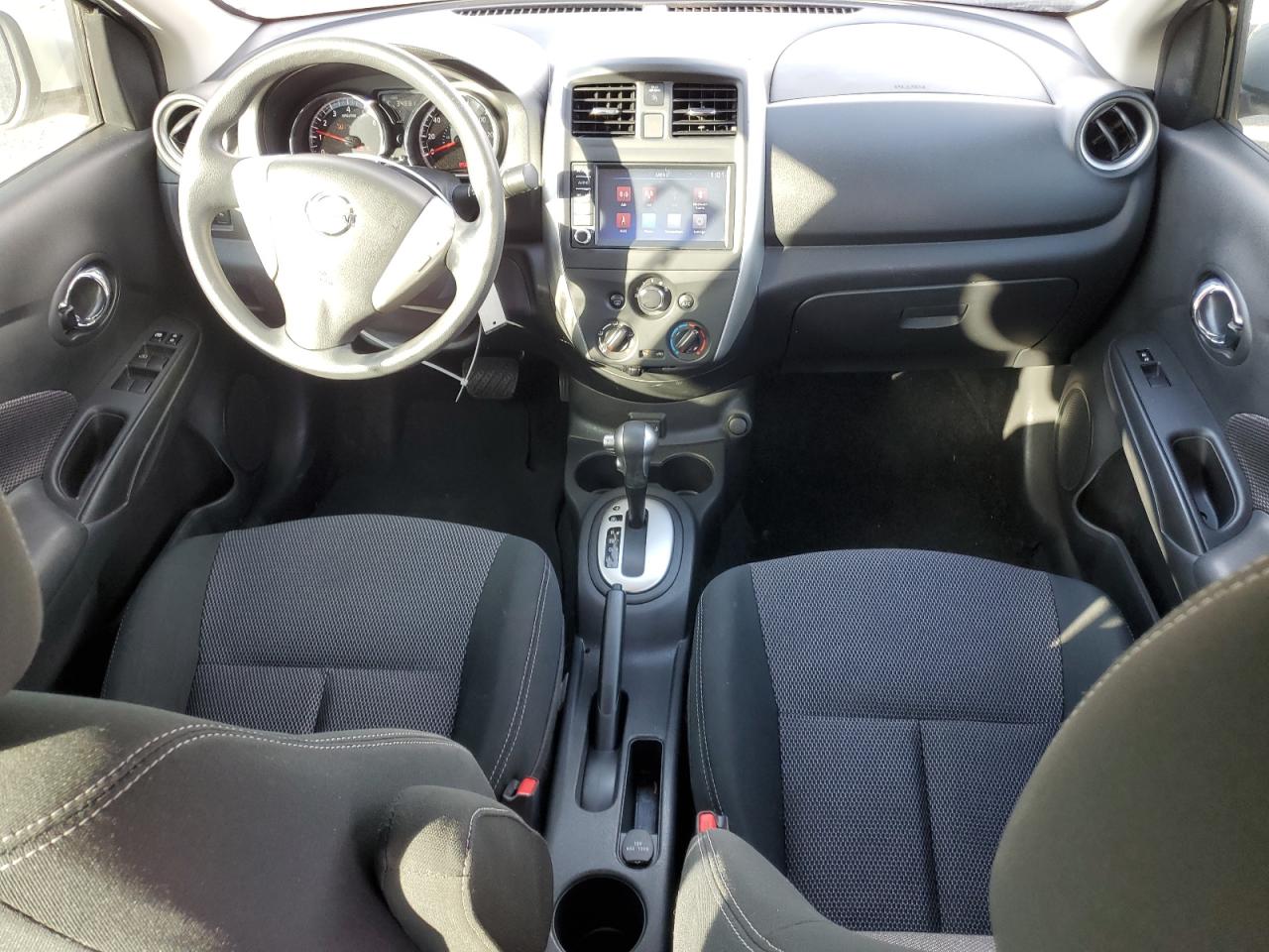 VIN 3N1CN7AP6KL841512 2019 NISSAN VERSA no.8