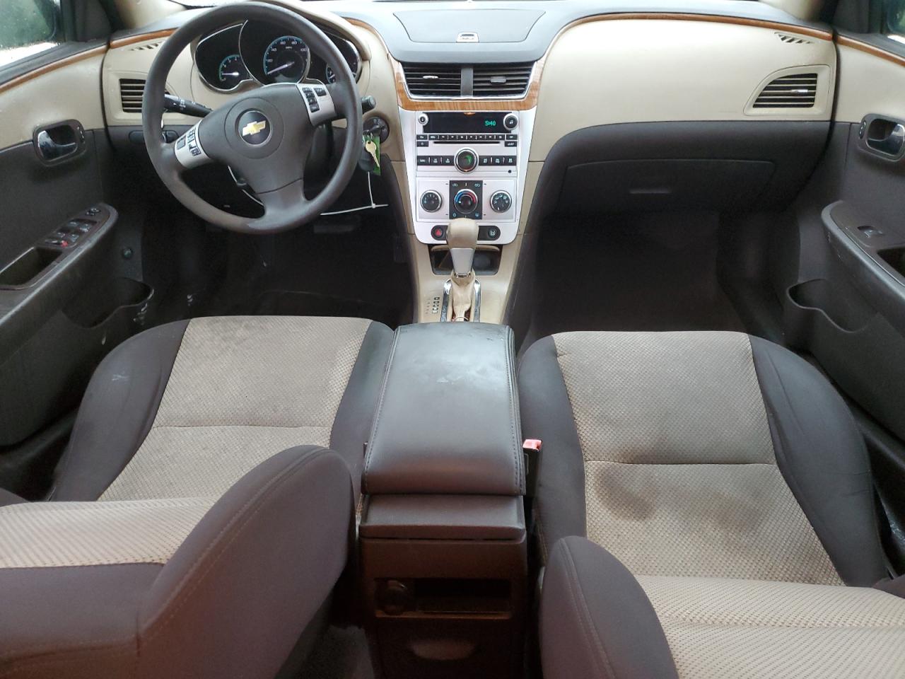 2011 Chevrolet Malibu - Image 8