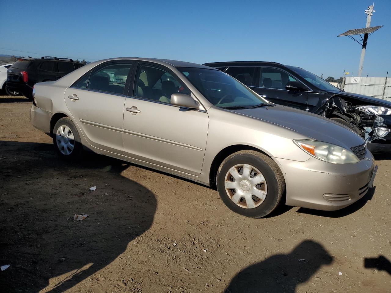 2004 Toyota Camry - Image 4