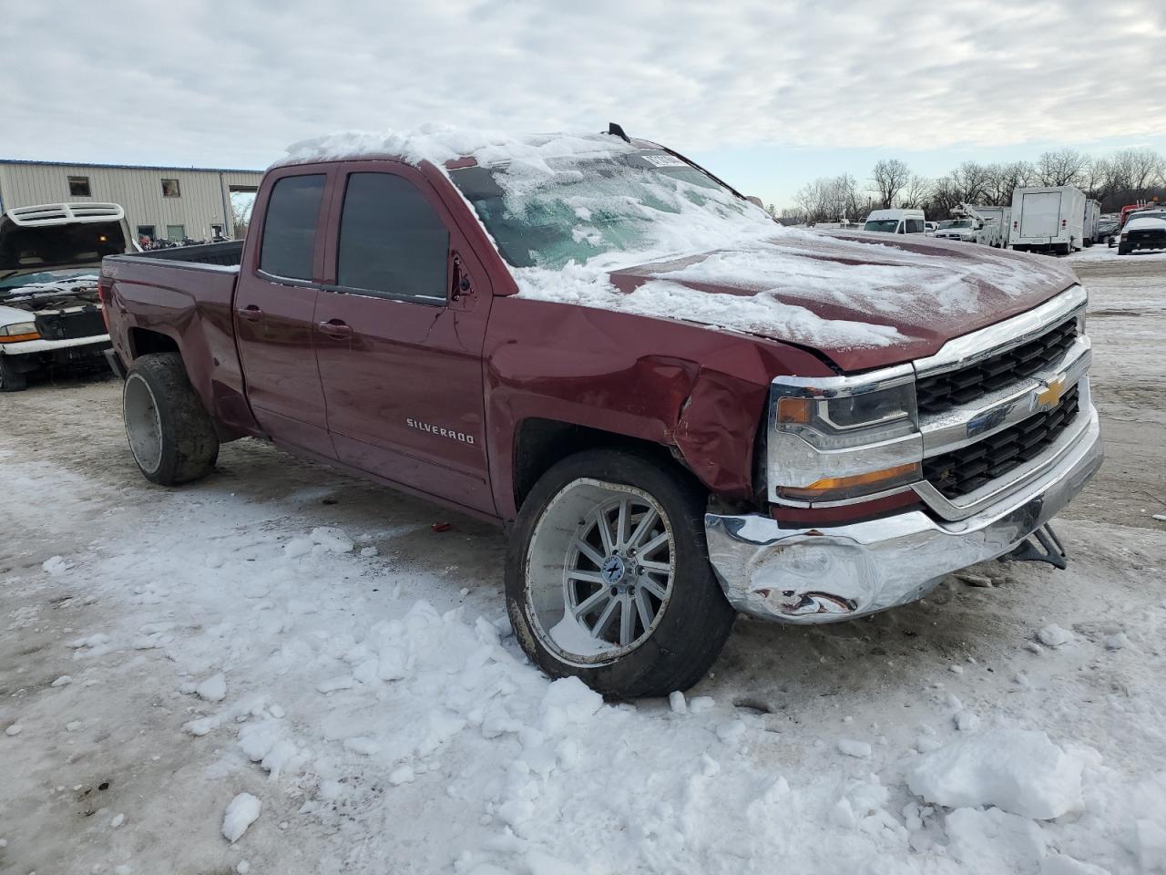 2016 Chevrolet Silverado - Image 4