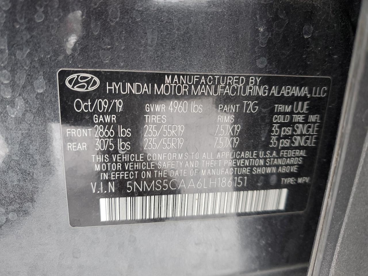 2020 Hyundai Santa Fe - Image 16