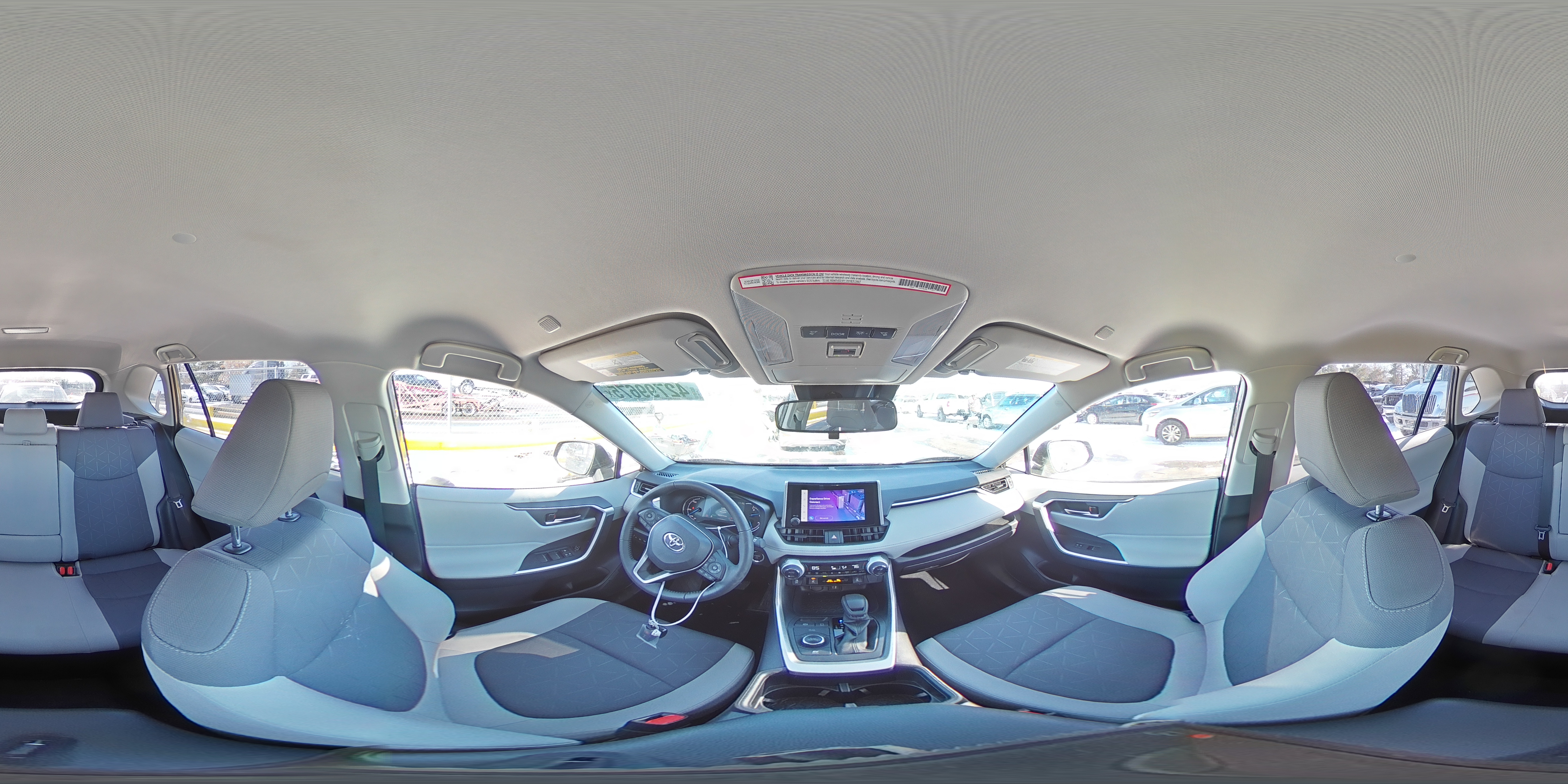 2024 Toyota RAV 4 - Image 12