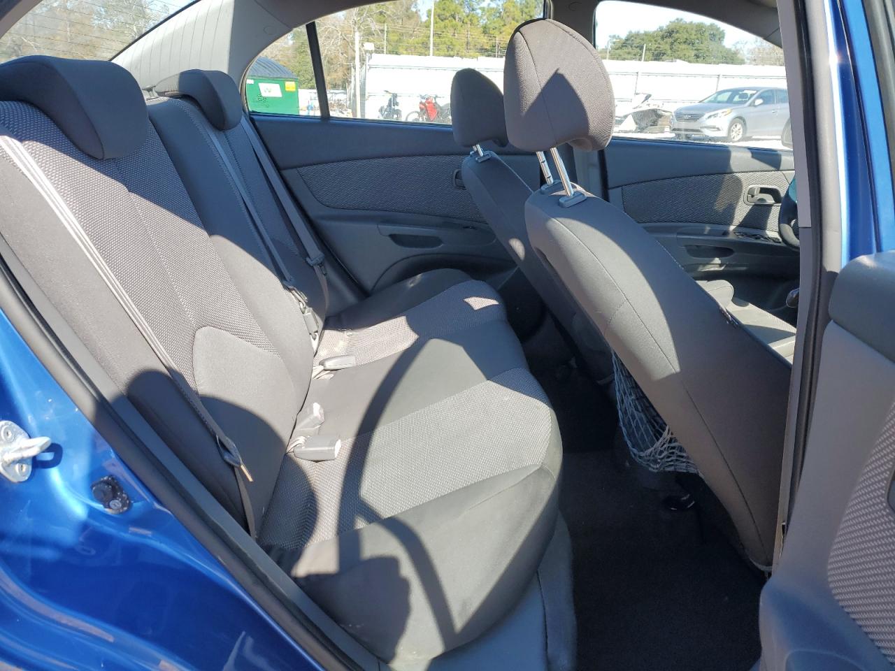 2009 Kia Rio - Image 11