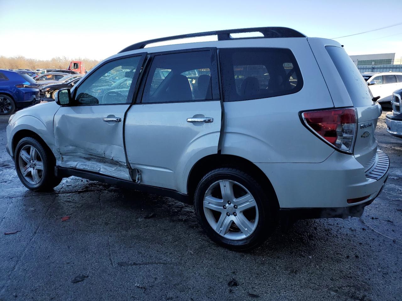 2009 Subaru Forester - Image 2
