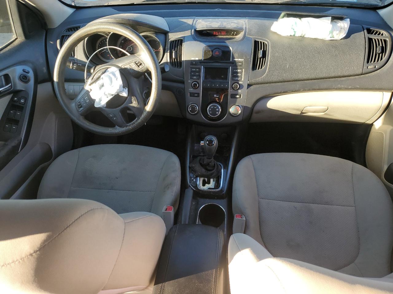 2013 Kia Forte - Image 8