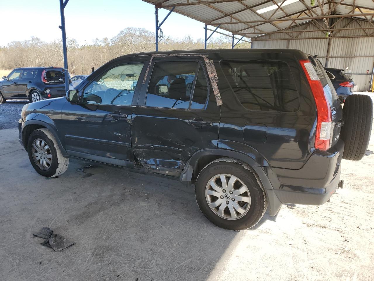 2005 Honda CR-V - Image 2