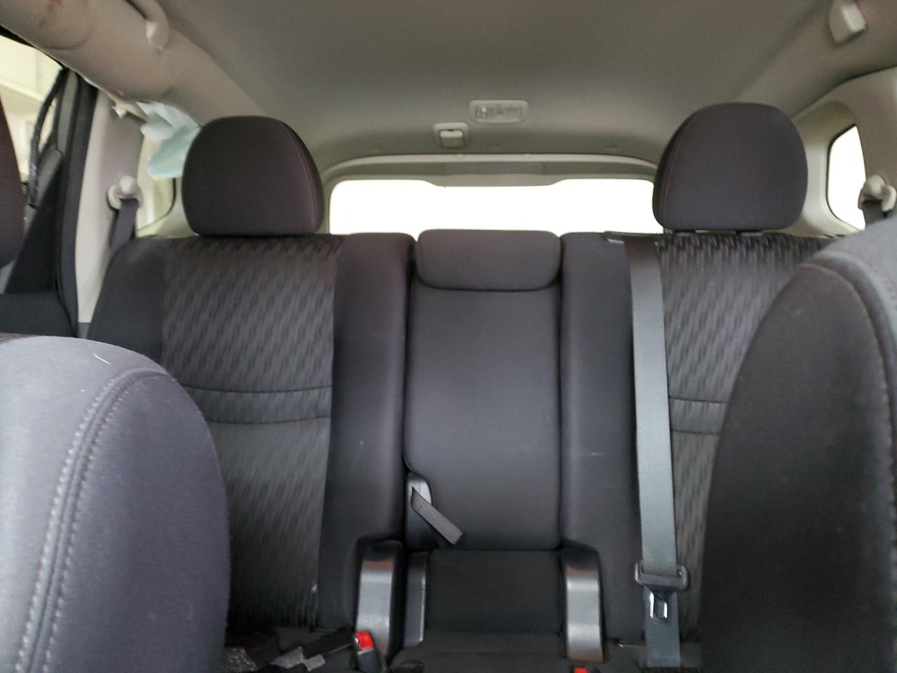 2020 Nissan Rogue - Image 10