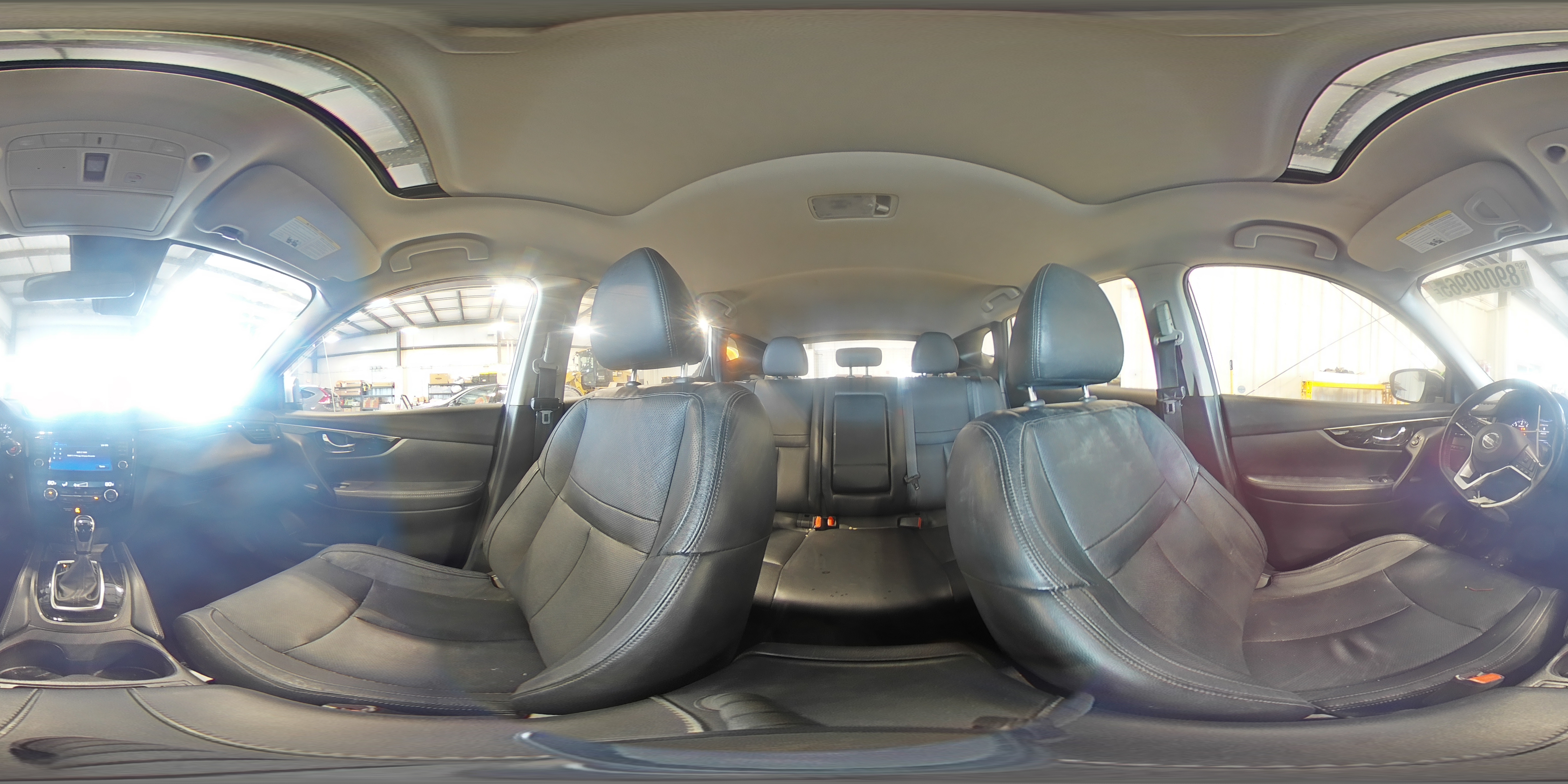 2017 Nissan Rogue - Image 13