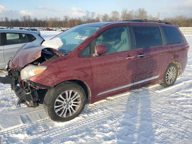 2018 Toyota Sienna Xle