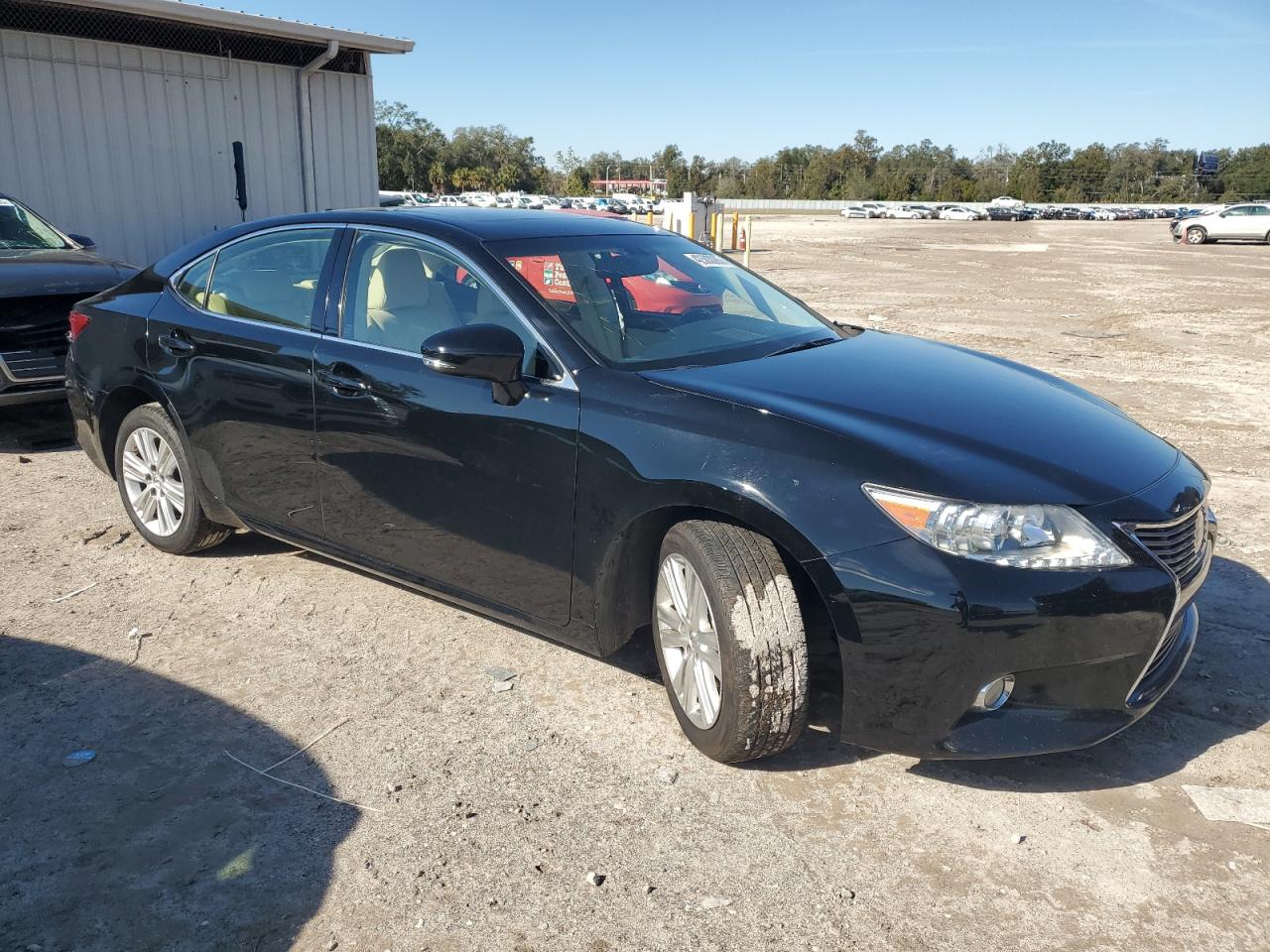2014 Lexus ES - Image 4