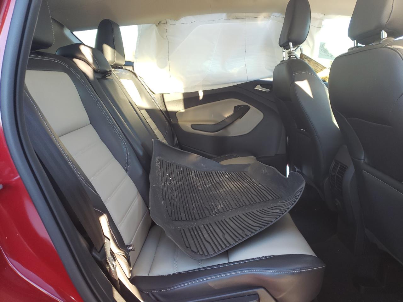 2019 Ford Escape - Image 11