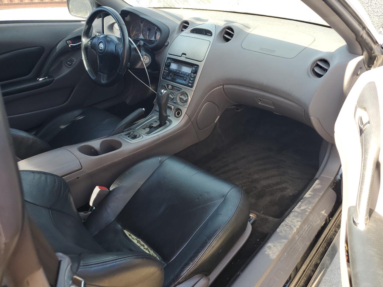 2002 Toyota Celica - Image 8
