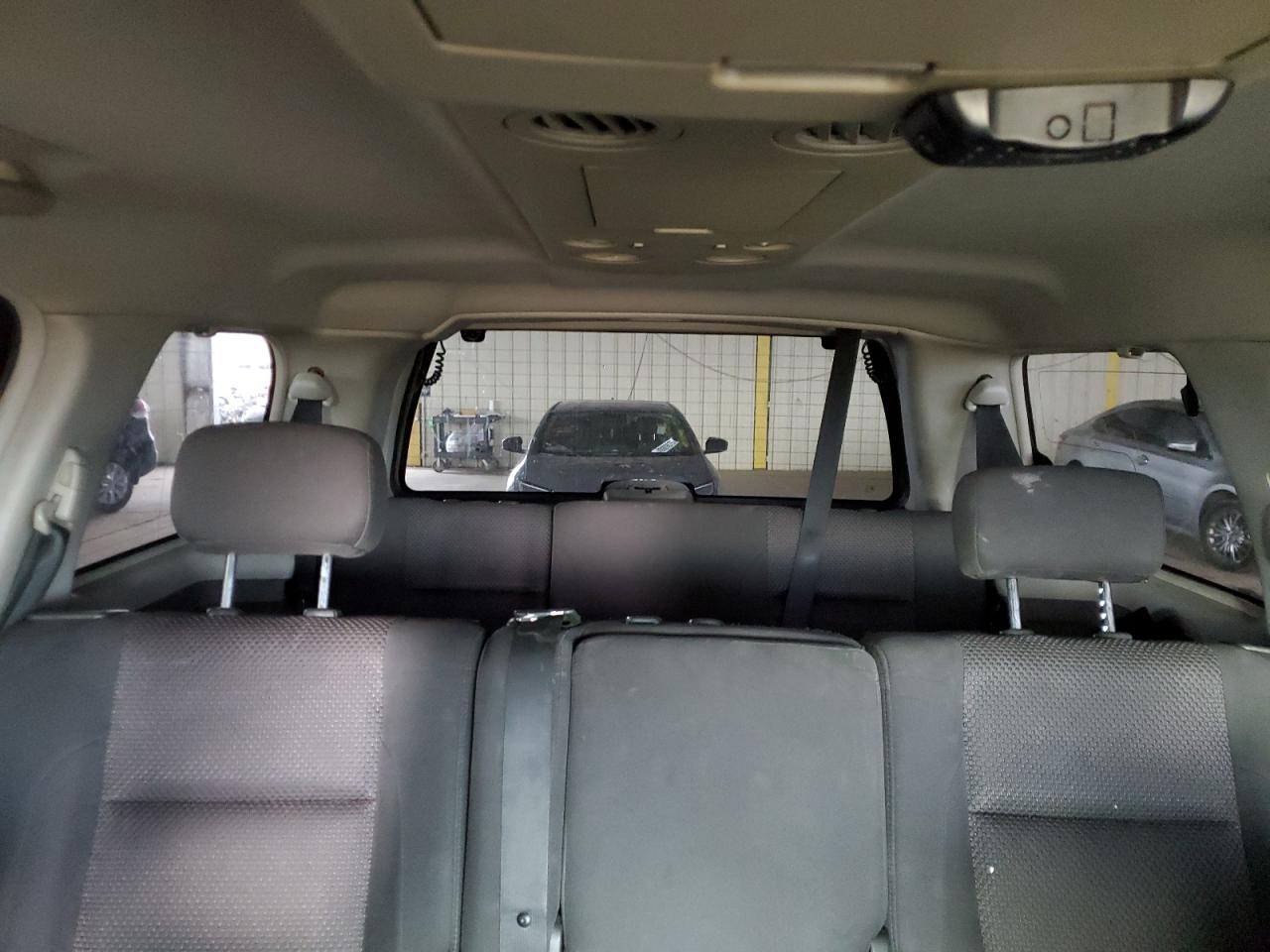 2007 Nissan Armada - Image 10