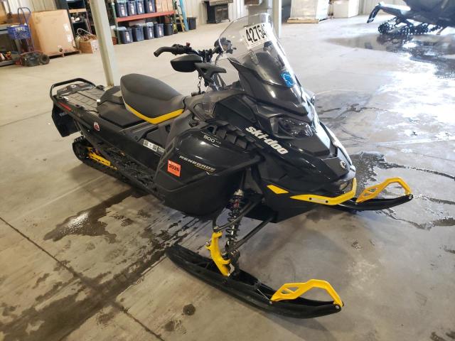 2024 Skidoo Renegade