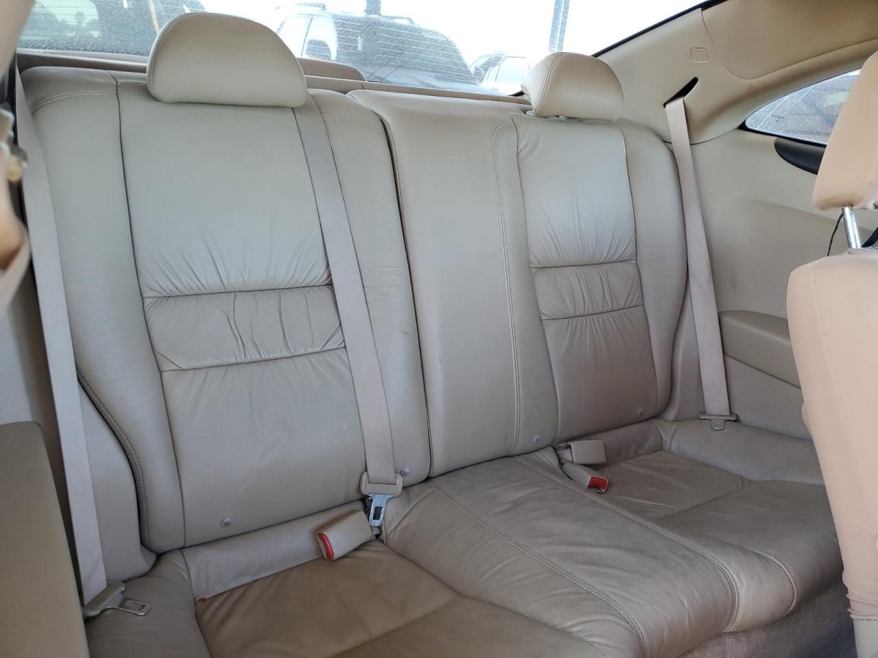 2004 Honda Accord - Image 11