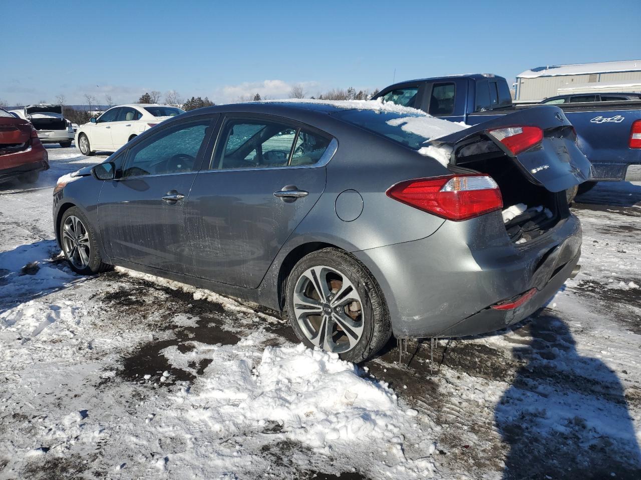 2016 Kia Forte - Image 2
