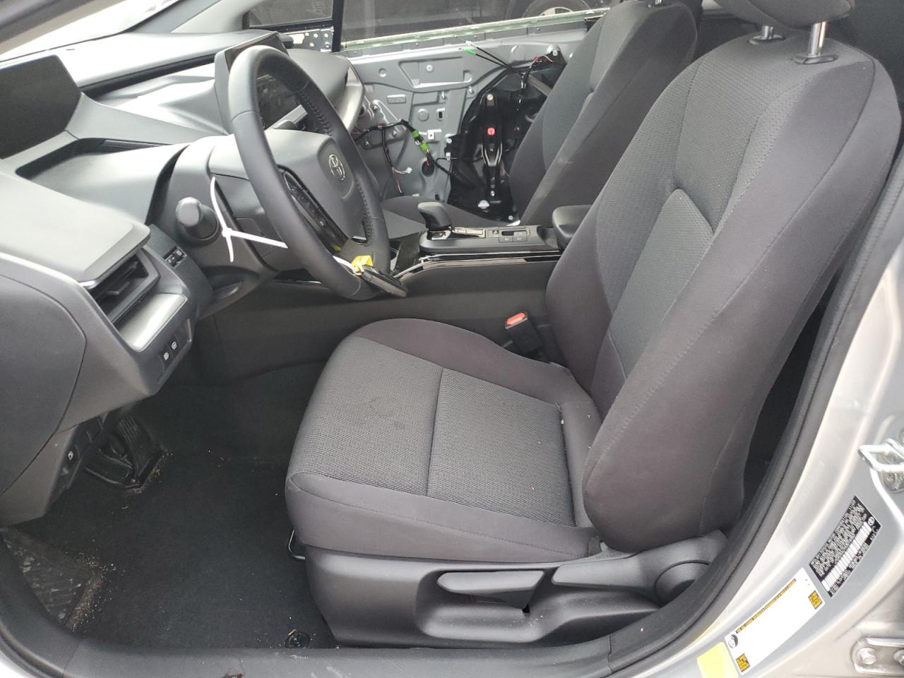 2024 Toyota Prius - Image 7