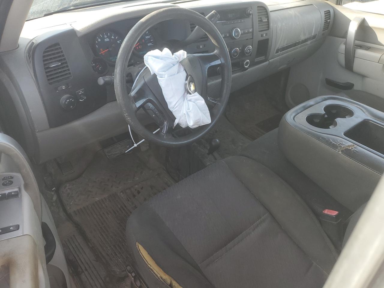 2012 Chevrolet Silverado - Image 8