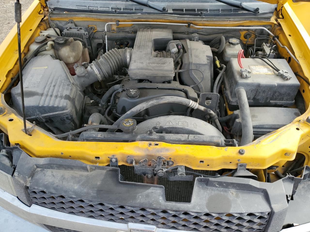 2005 Chevrolet Colorado - Image 11